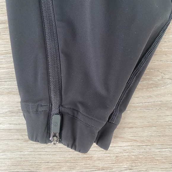 lululemon Adapted State Jogger - Picture 7 of 8